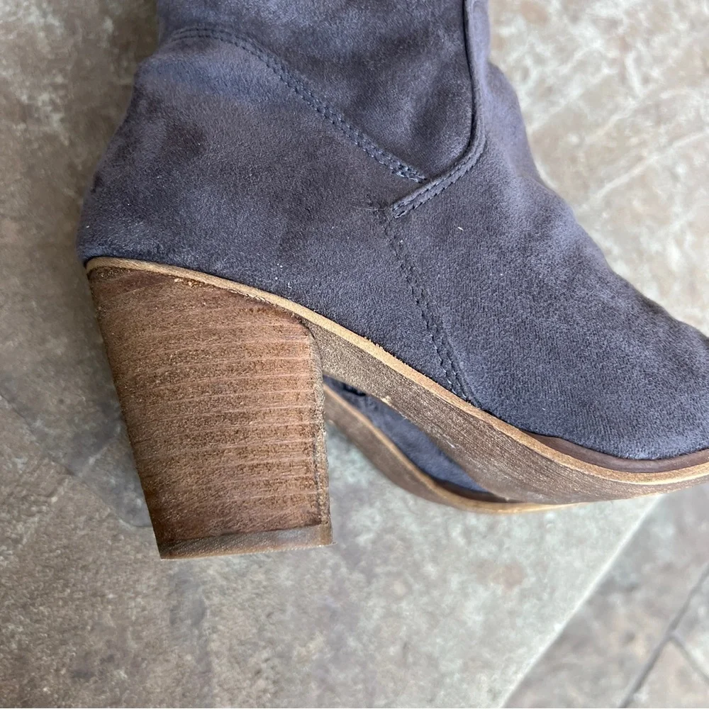 Melrose & Market Faux Suede Over The Knee Boots Sz 8